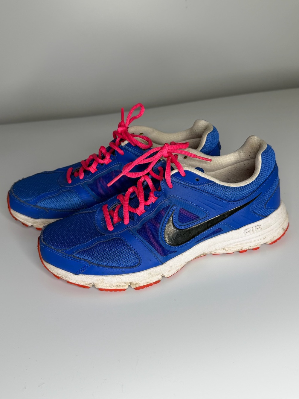 Blue and Pink Nike Air Relentless 3 women's running sneakers Sz 10